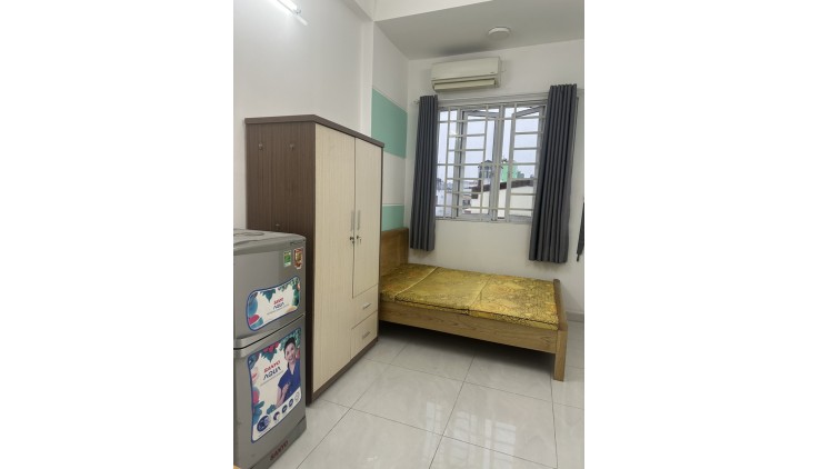 CHO THUÊ PHÒNG ĐƯỜNG HOÀNG DIỆU, QUẬN 4 GIÁ 4 TRIỆU.